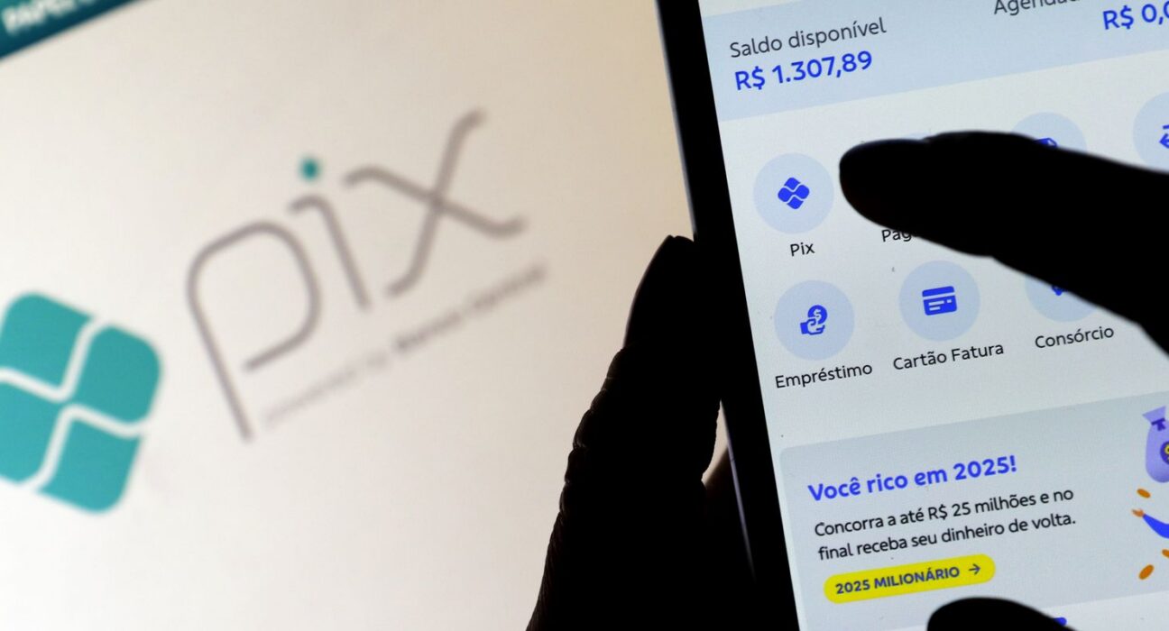Pix completa cinco anos perto de movimentar R$ 30 trilhões por ano