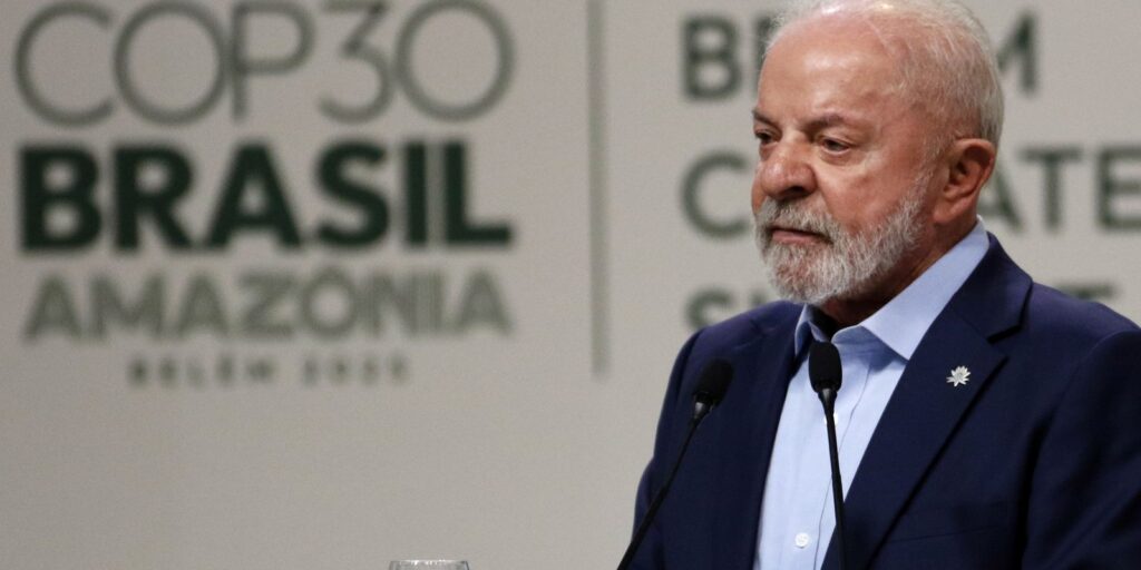 Lula diz que gasto com armas vai causar "apocalipse climático"