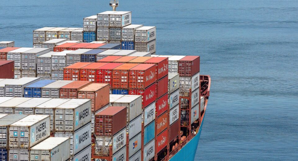 Exportações brasileiras batem recorde em outubro, apesar de tarifaço