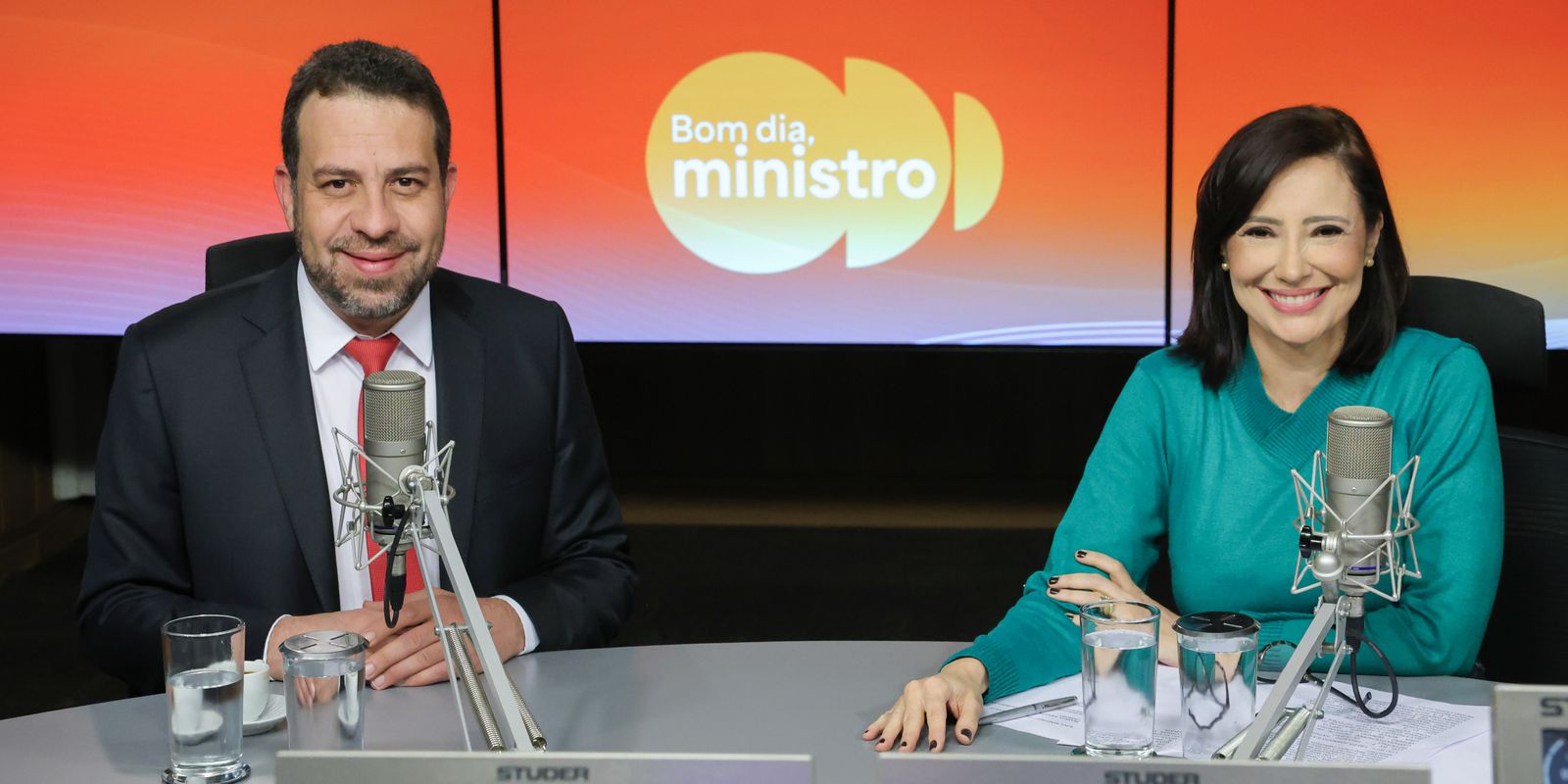 Fim da escala 6x1 pode ter transição para micro e pequenas empresas