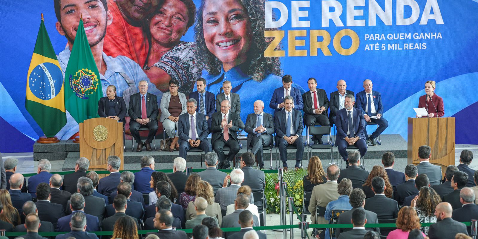 Lula sanciona isenção do IR para quem ganha até R$ 5 mil