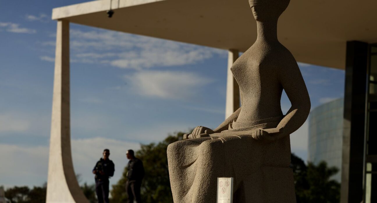 STF determina execução das penas de Bolsonaro e mais réus do Núcleo 1