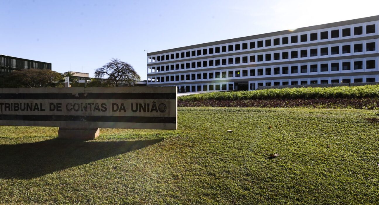 Câmara aprova PEC que considera tribunais de Contas órgãos permanentes