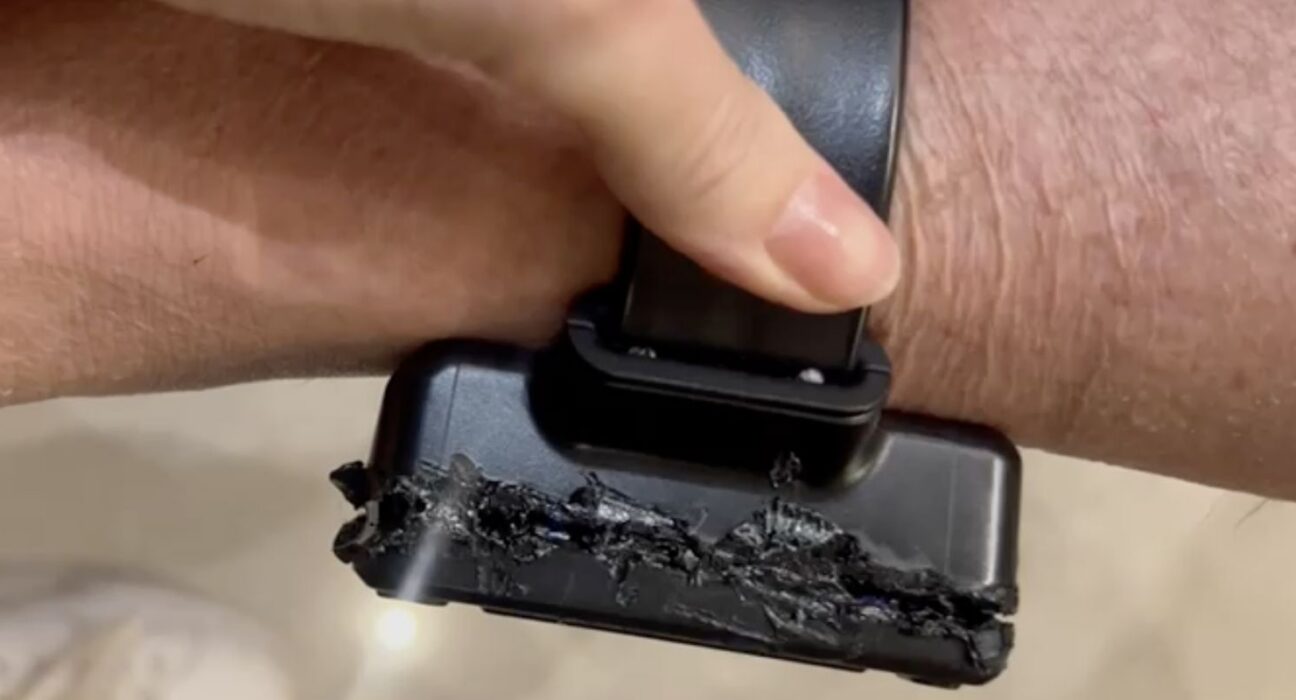 Bolsonaro usou ferro de solda para tentar abrir tornozeleira