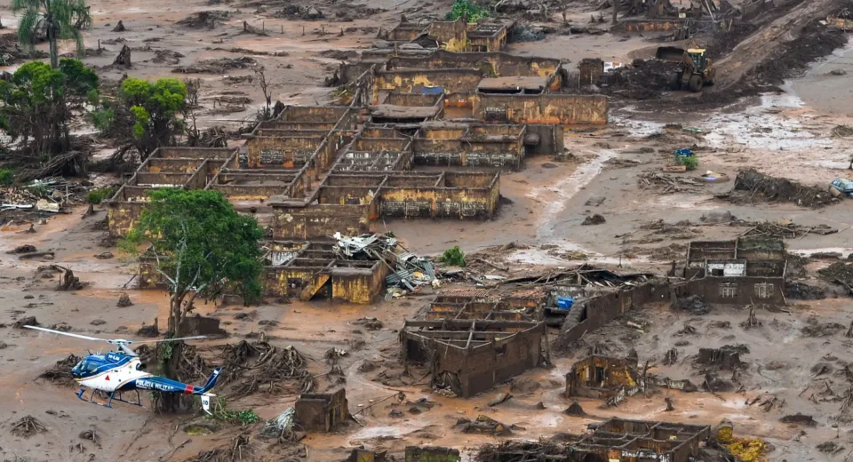Hoje é Dia: tragédia de Mariana, favelas e radialistas em destaque