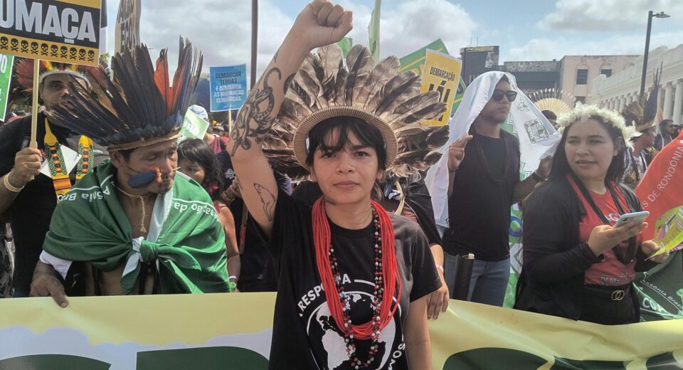 Txai Suruí: “nossa voz precisa ecoar nos espaços de decisão da COP30”