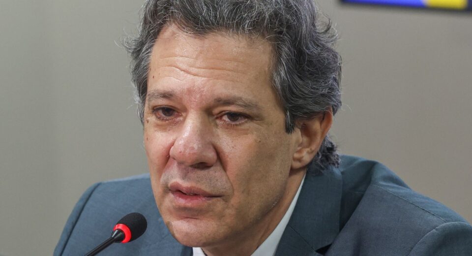 Haddad confirma que pretende deixar governo em fevereiro