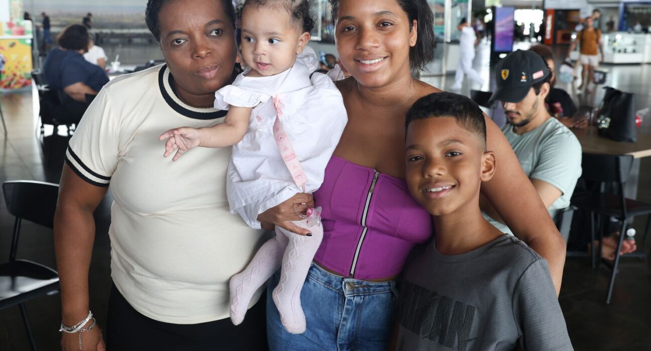 Mulheres veem no Natal a data para deixar a saudade e unir a família