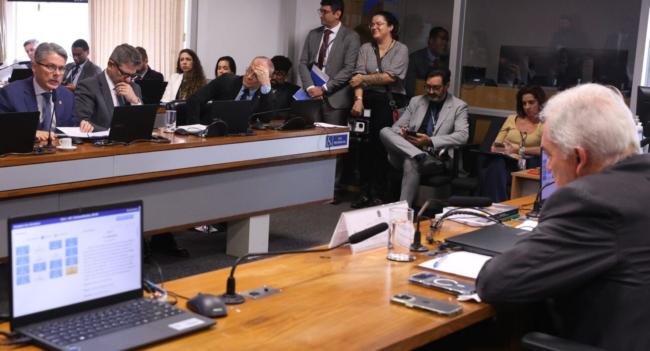 CCJ do Senado adia votação do PL Antifacção para 10 de dezembro