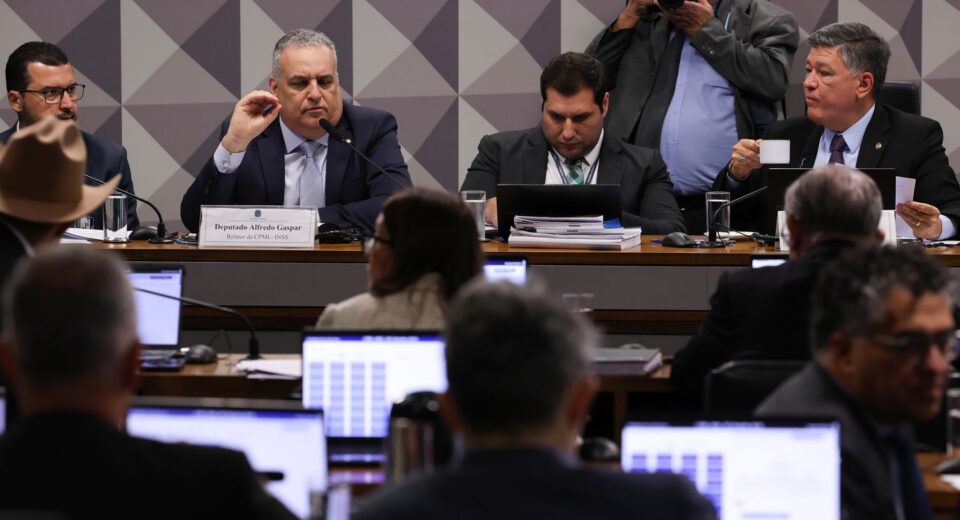 CPMI do INSS rejeita convocar Lulinha e o ministro Jorge Messias