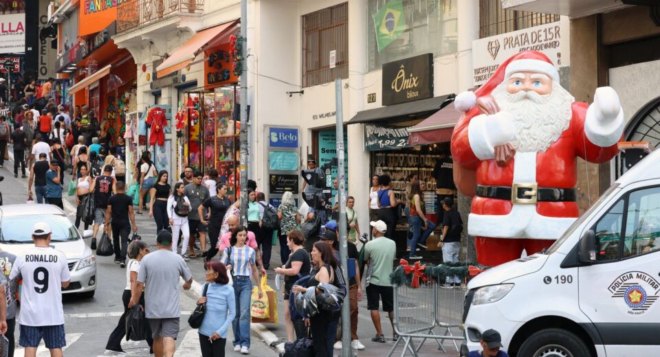 Taxa de desemprego chega a 5,2%, a menor desde 2012