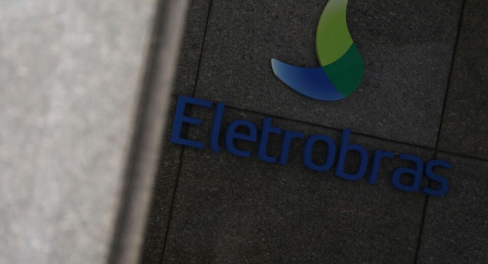 Senado aprova proposta de realocação de trabalhadores da Eletrobras