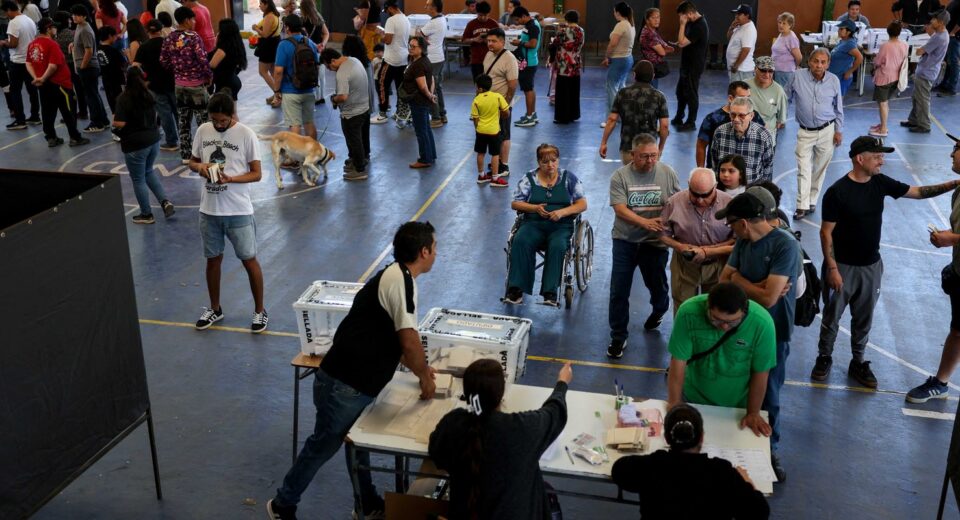 Chile vai às urnas neste domingo para eleger presidente no 2º turno