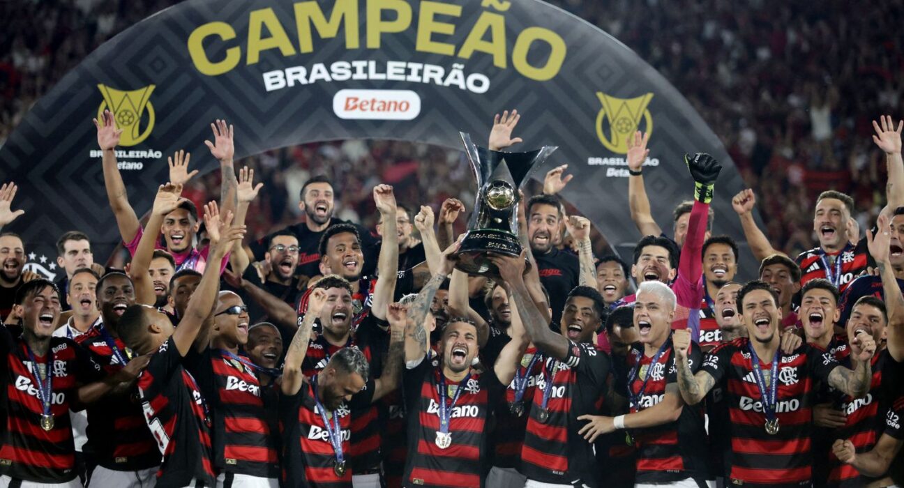 Flamengo derrota Ceará e coroa ano mágico com título Brasileiro
