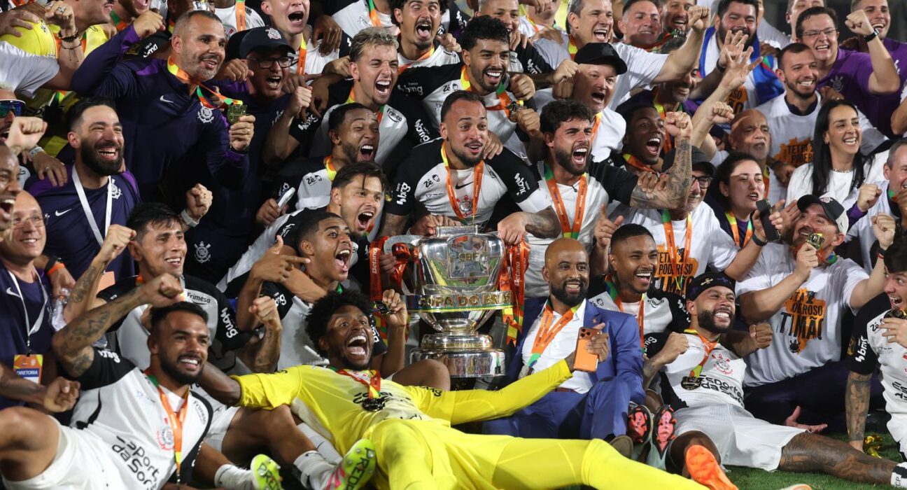 Corinthians vence Vasco e conquista tetracampeonato da Copa do Brasil