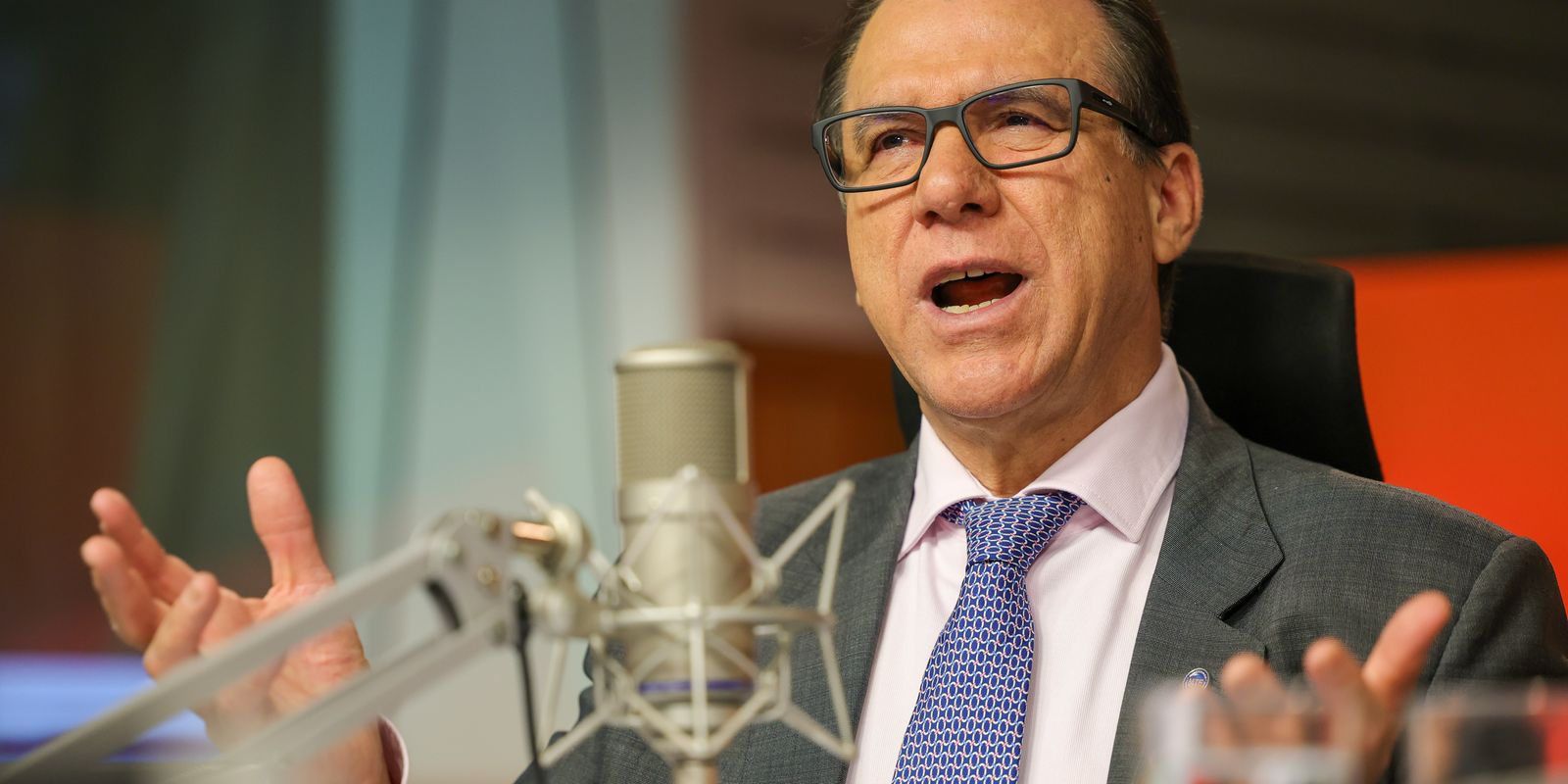 Marinho pede debate sobre escala 6x1 e financiamento de sindicatos