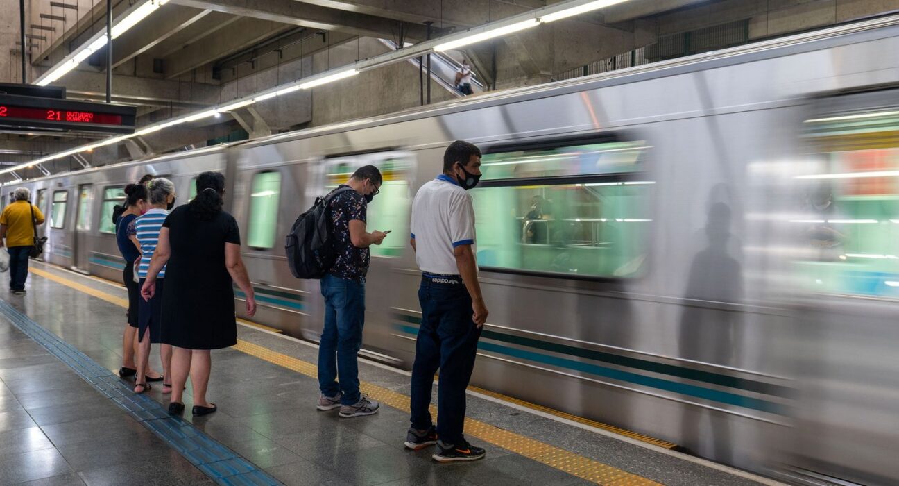 Pagamento por aproximação passa a ser usado no Metrô de São Paulo