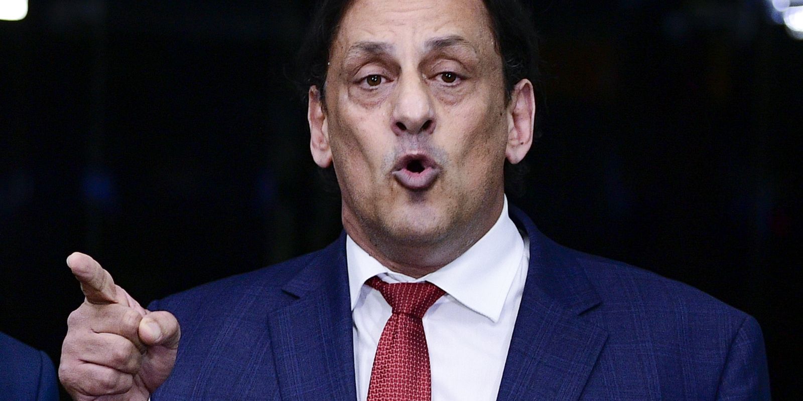 Ex-advogado de Bolsonaro é condenado por injúria racial