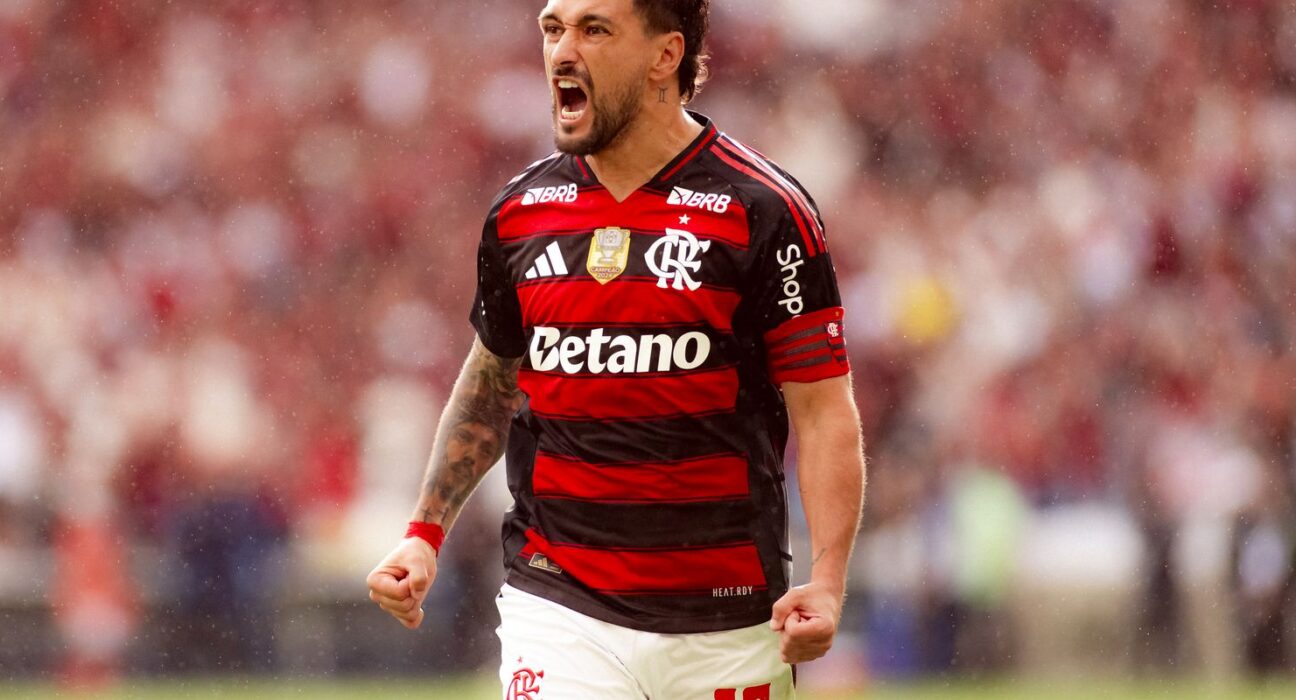 Arrascaeta é escolhido como craque do Prêmio Brasileirão 2025