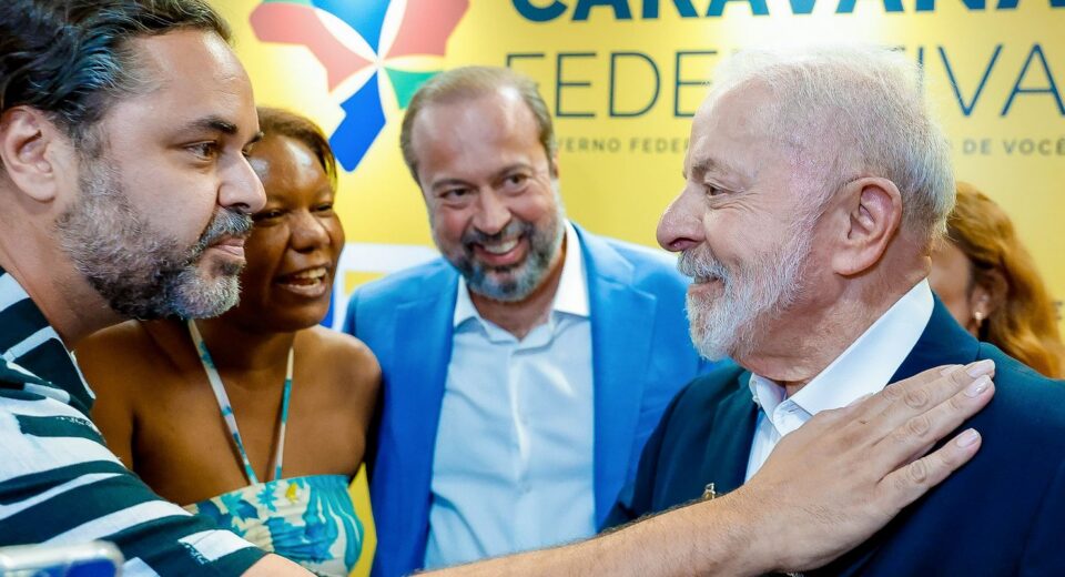 “Estado tem que chegar aos mais pobres”, diz Lula em evento em MG