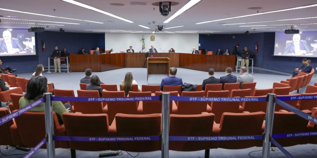 STF tem maioria para condenar mais cinco réus da trama golpista