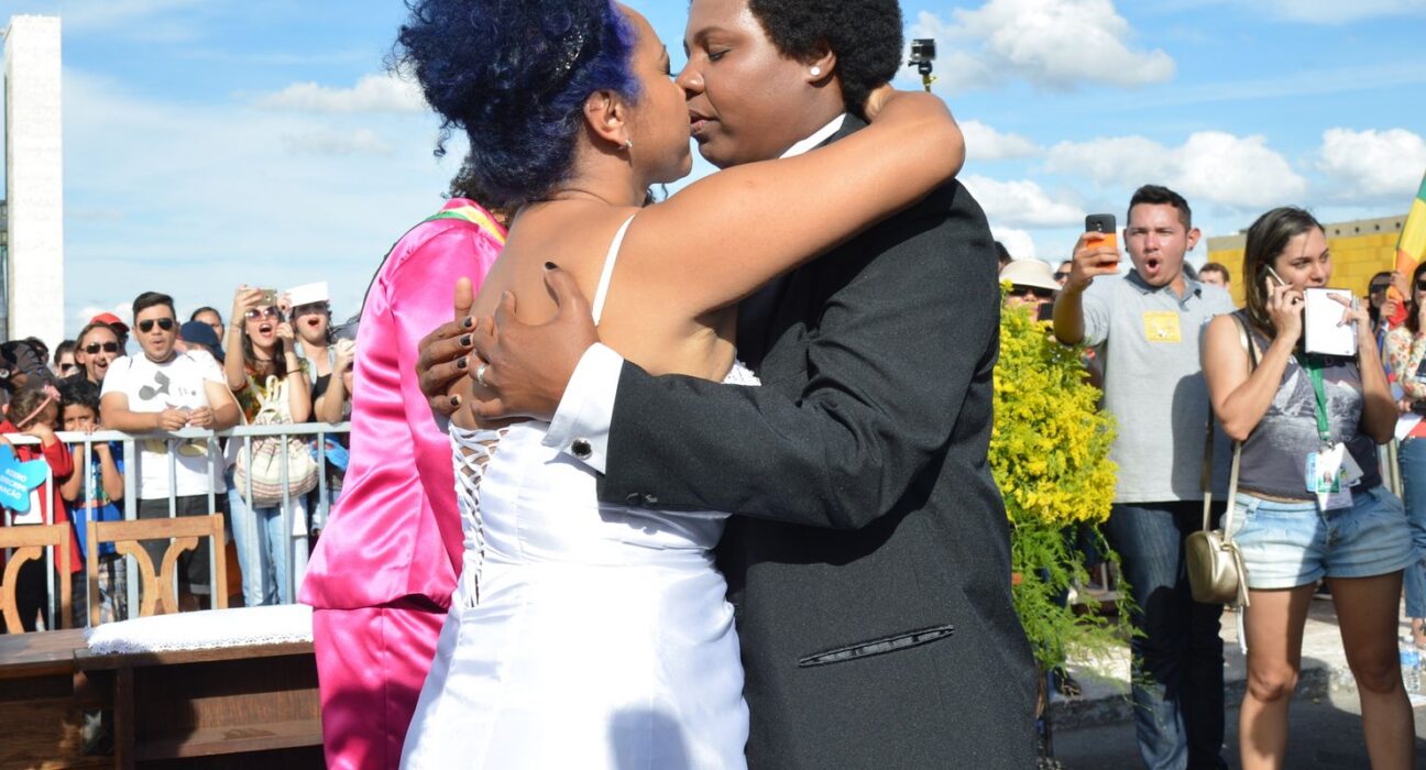 Casamento entre pessoas do mesmo sexo cresce 8,8% e atinge recorde