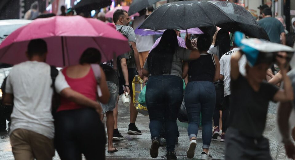 Capitais do Centro-Sul terão chuvas e ventania até quinta-feira