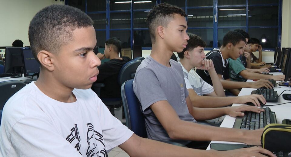 Unicef promove mais de 1 milhão de oportunidades para jovens no país