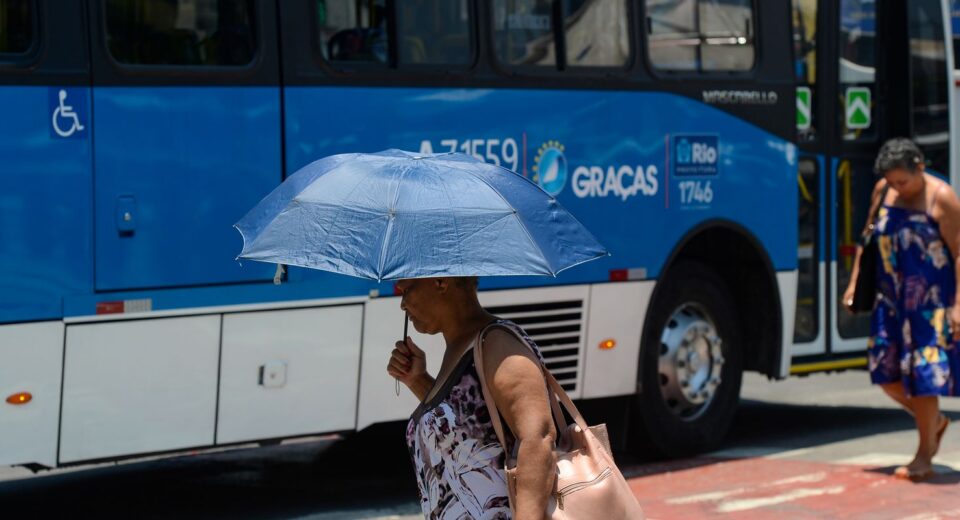 Calor pode aumentar risco de casos de AVC, alerta médico