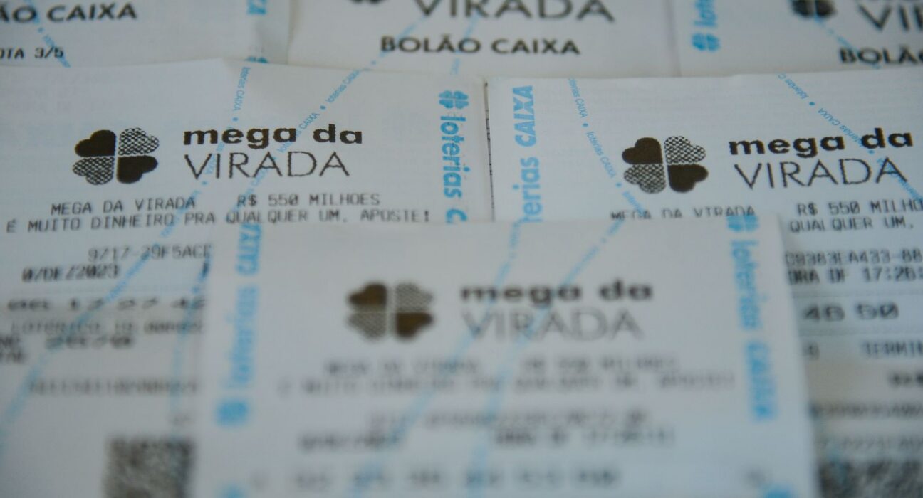 Prêmio da Mega da Virada chega a R$ 1 bilhão