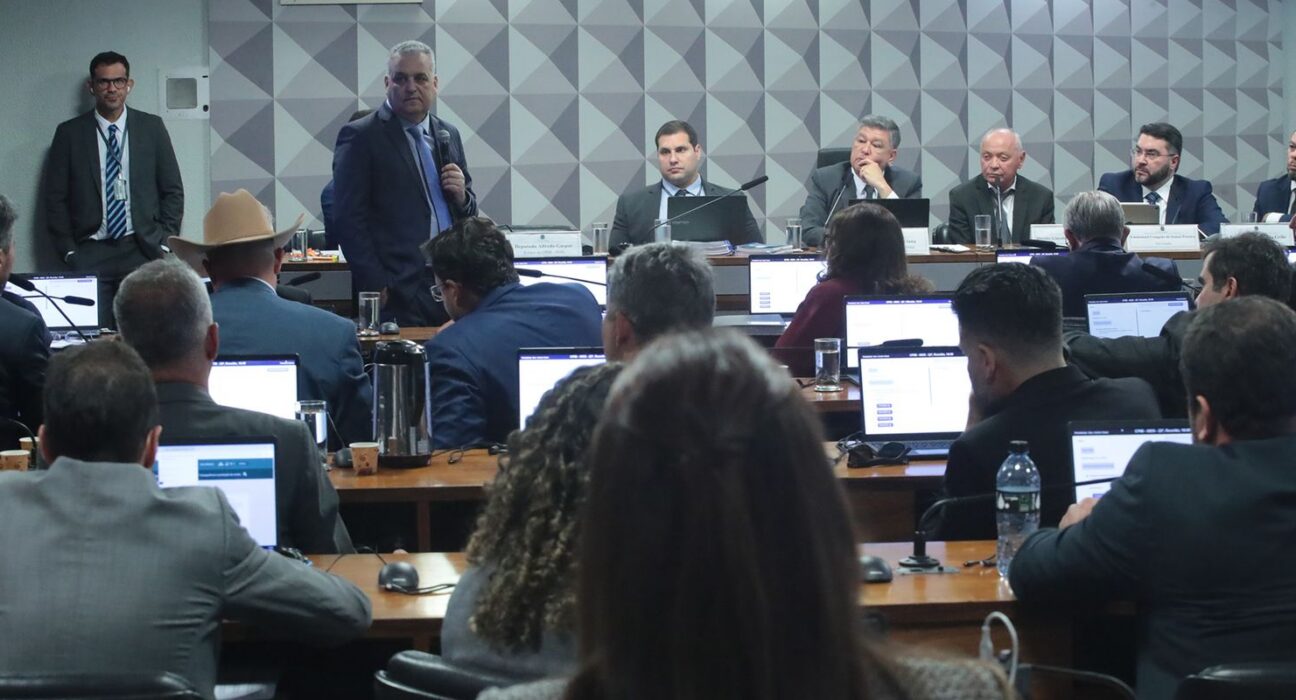 CPMI do INSS convoca dono do Banco Master e governador Zema