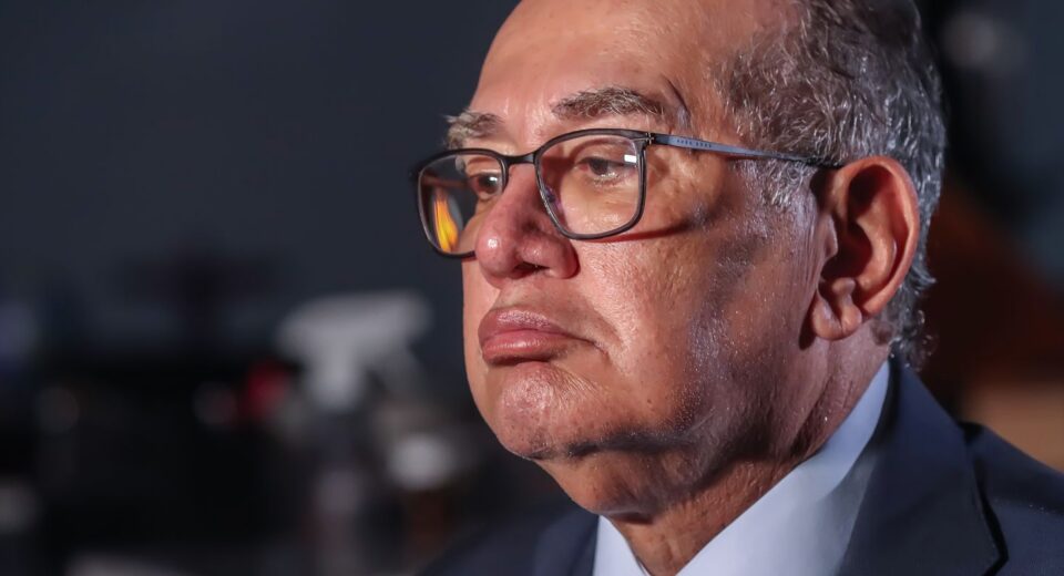 Gilmar decide que só PGR pode pedir impeachment de ministro do STF