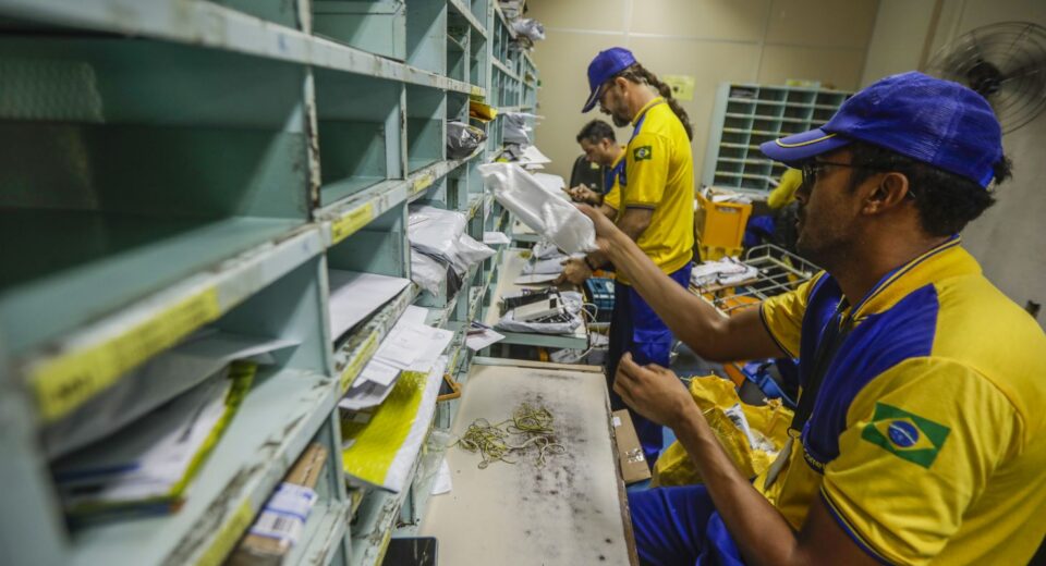 TST determina manutenção de 80% do efetivo durante greve dos Correios