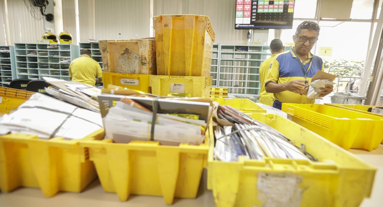 Tesouro reprova empréstimo de R$ 20 bilhões aos Correios