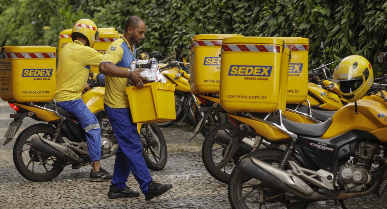 Tesouro aprova empréstimo de R$ 12 bilhões para os Correios