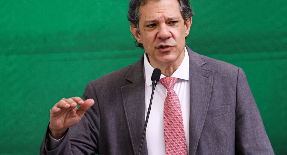 Orçamento de 2026 precisa de R$ 20 bi para ser fechado, diz Haddad
