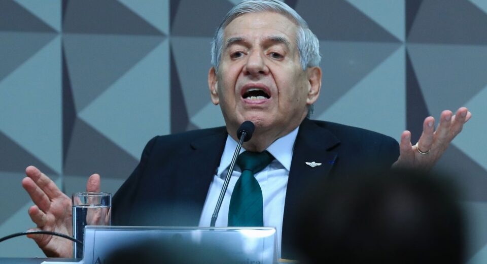 Heleno deixa Comando Militar para cumprir prisão domiciliar