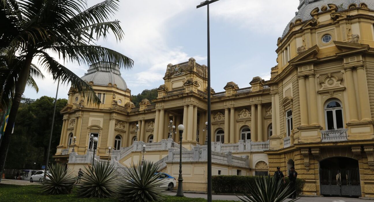 Rio sanciona lei de adesão ao Propag, programa para refinanciar dívida