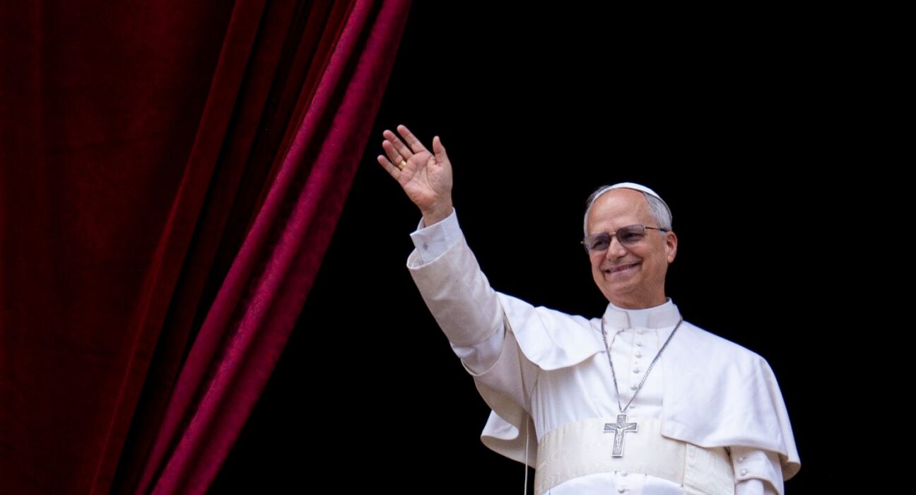 Papa Leão XIV defende paz desarmada espelhada em luta de Cristo