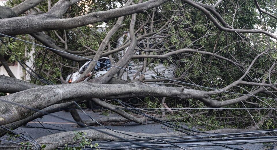 Volta a chover em São Paulo e número de pessoas sem luz aumenta