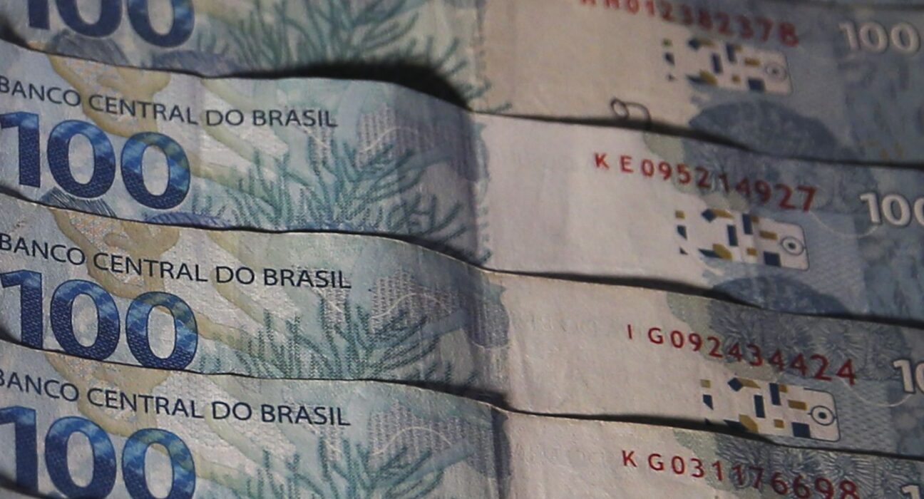 Contas públicas têm déficit de R$ 14,4 bilhões em novembro