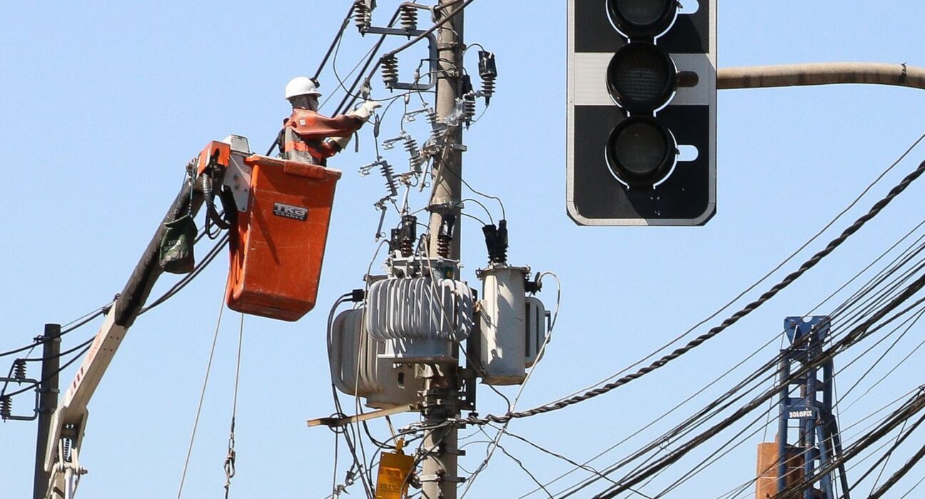 Procon paulistano multa Enel em cerca de R$ 14,3 milhões