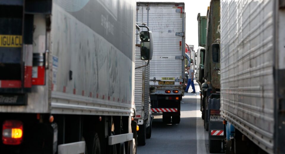 CMN regulamenta linha de R$ 6 bi para financiamento de caminhões