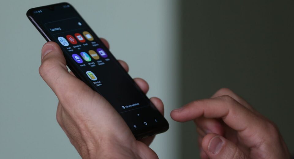 Celular Seguro passa a bloquear também aparelhos sem o app instalado