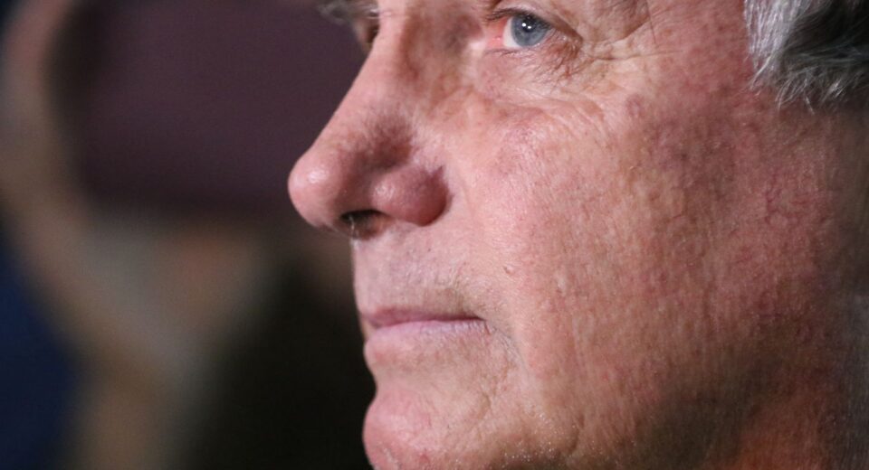 Após pedido de cirurgia, Moraes manda PF fazer perícia em Bolsonaro