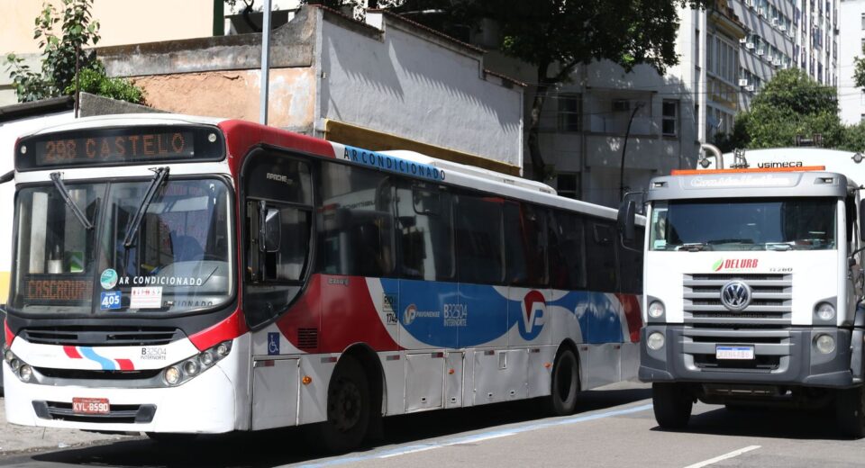 Setor de serviços cresce 0,3% em outubro, nono mês seguido de alta