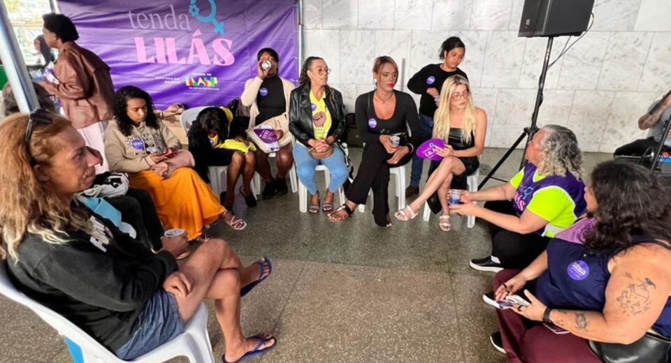 Ministério das Mulheres instala Tenda Lilás em Brasília