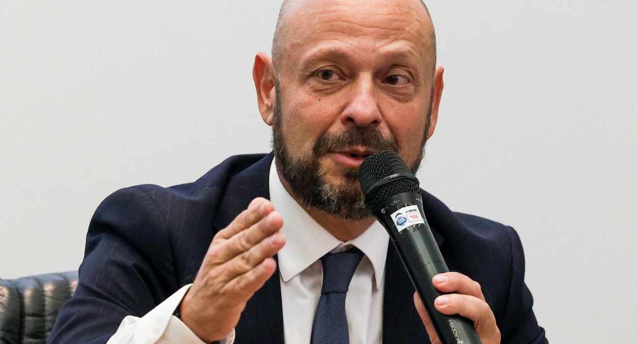 Aposentados têm até 14 de fevereiro para pedir ressarcimento ao INSS