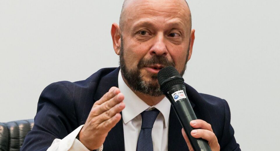 Aposentados têm até 14 de fevereiro para pedir ressarcimento ao INSS