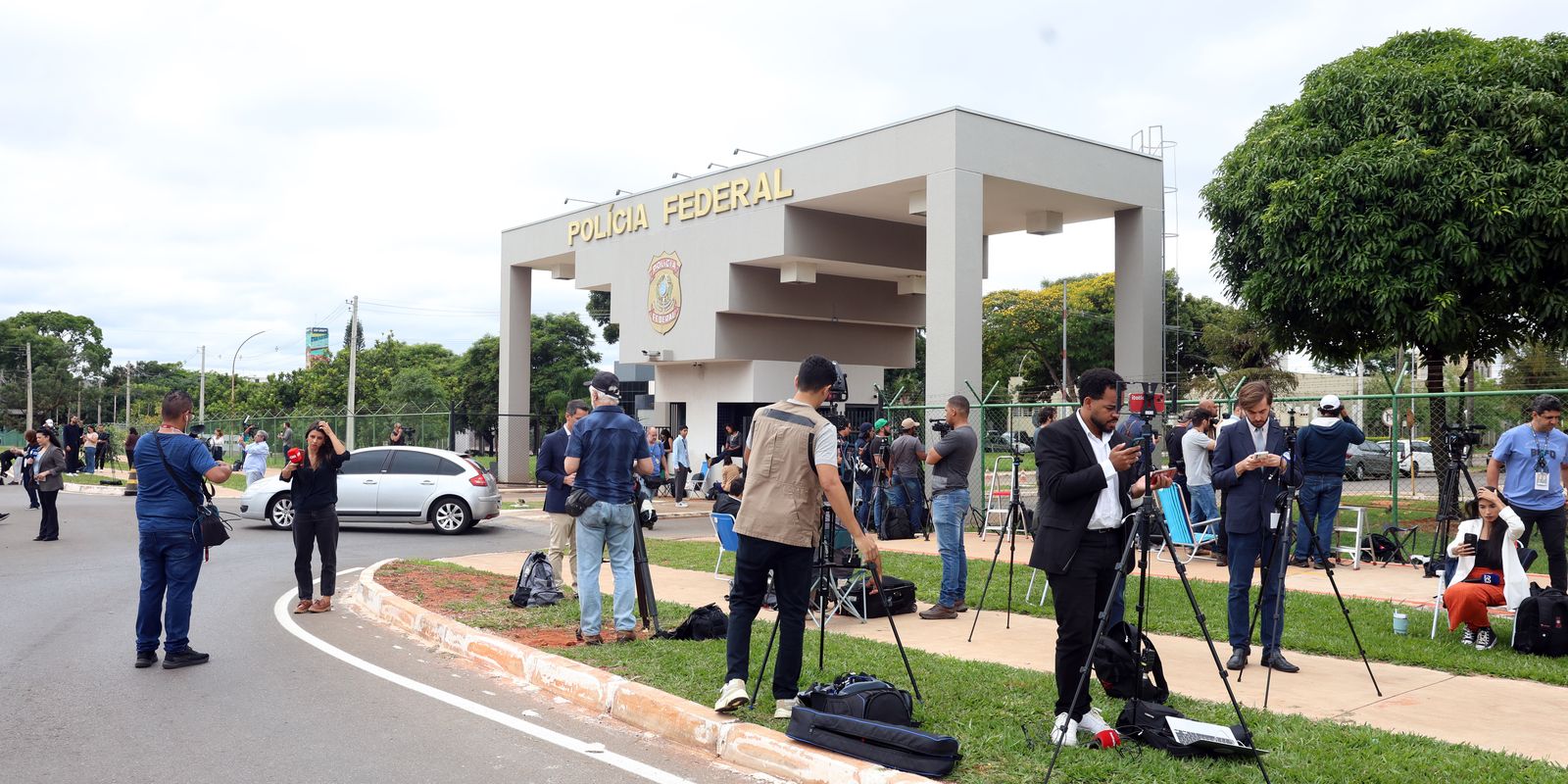 8/1: lembre como a imprensa estrangeira repercutiu condenações do STF